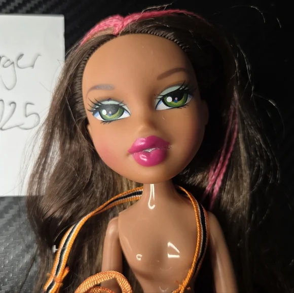 Bratz Toyko a go go Fianna - incomplete - Picture 3 of 3